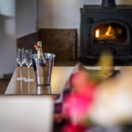 Beautiful Grade 2 Listed Building - West Wing Villa Bowness-on-Windermere Luaran gambar