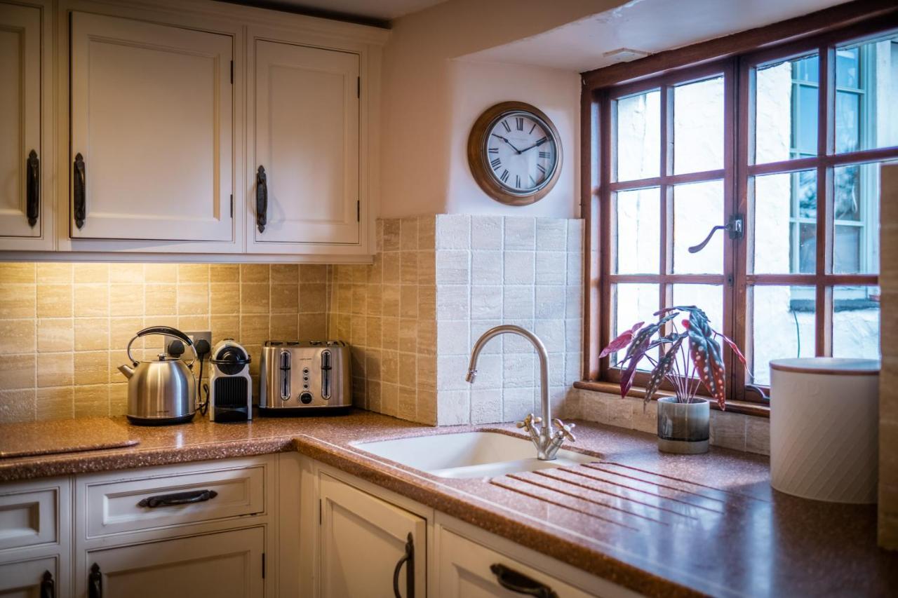 Beautiful Grade 2 Listed Building - West Wing Villa Bowness-on-Windermere Luaran gambar
